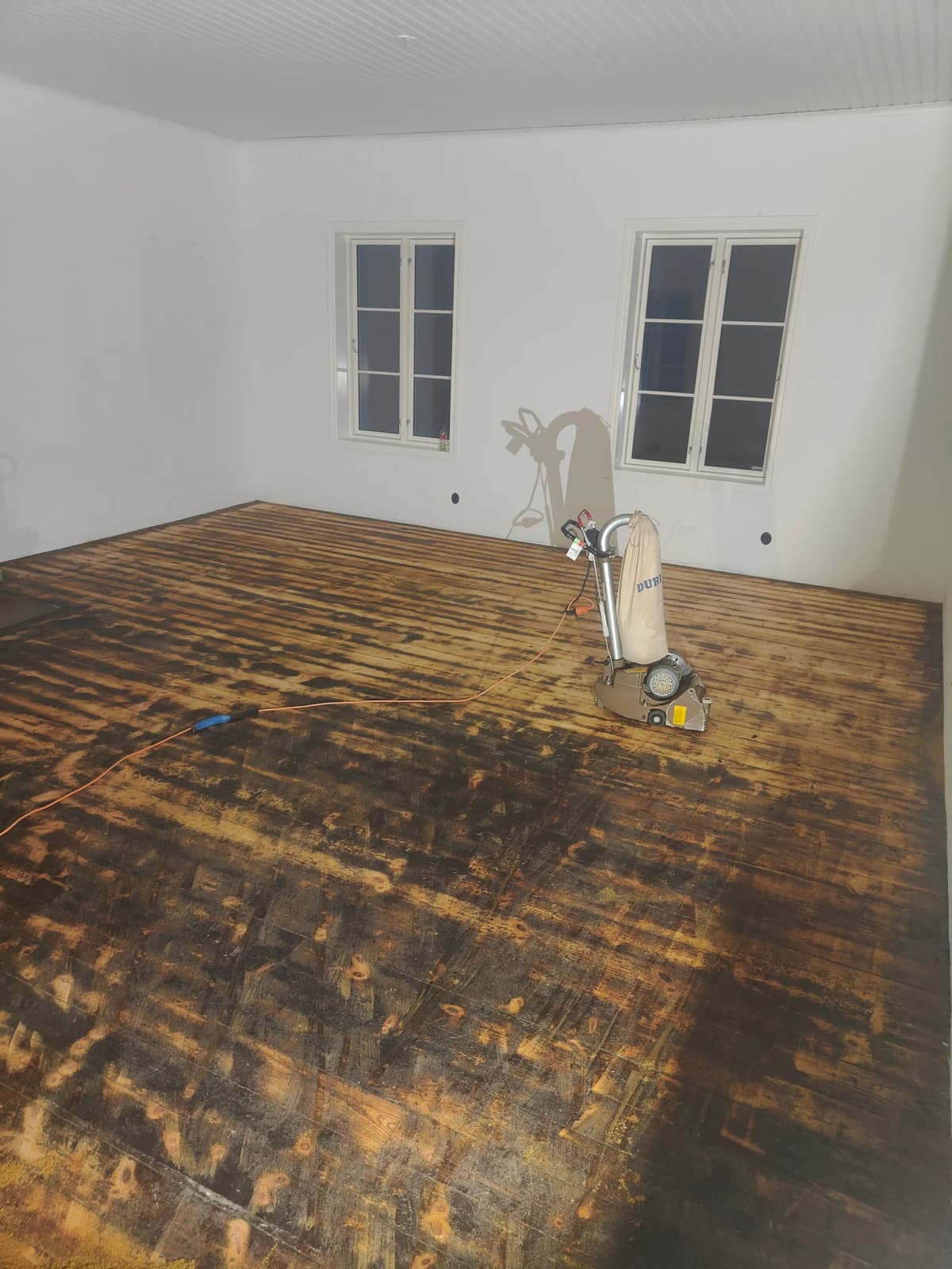 Slipning och renovering av trägolv - Före